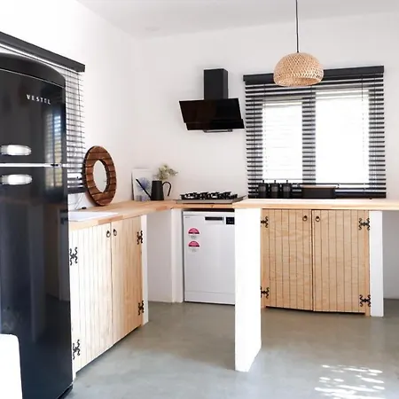 Apartment Yali Goel Evi